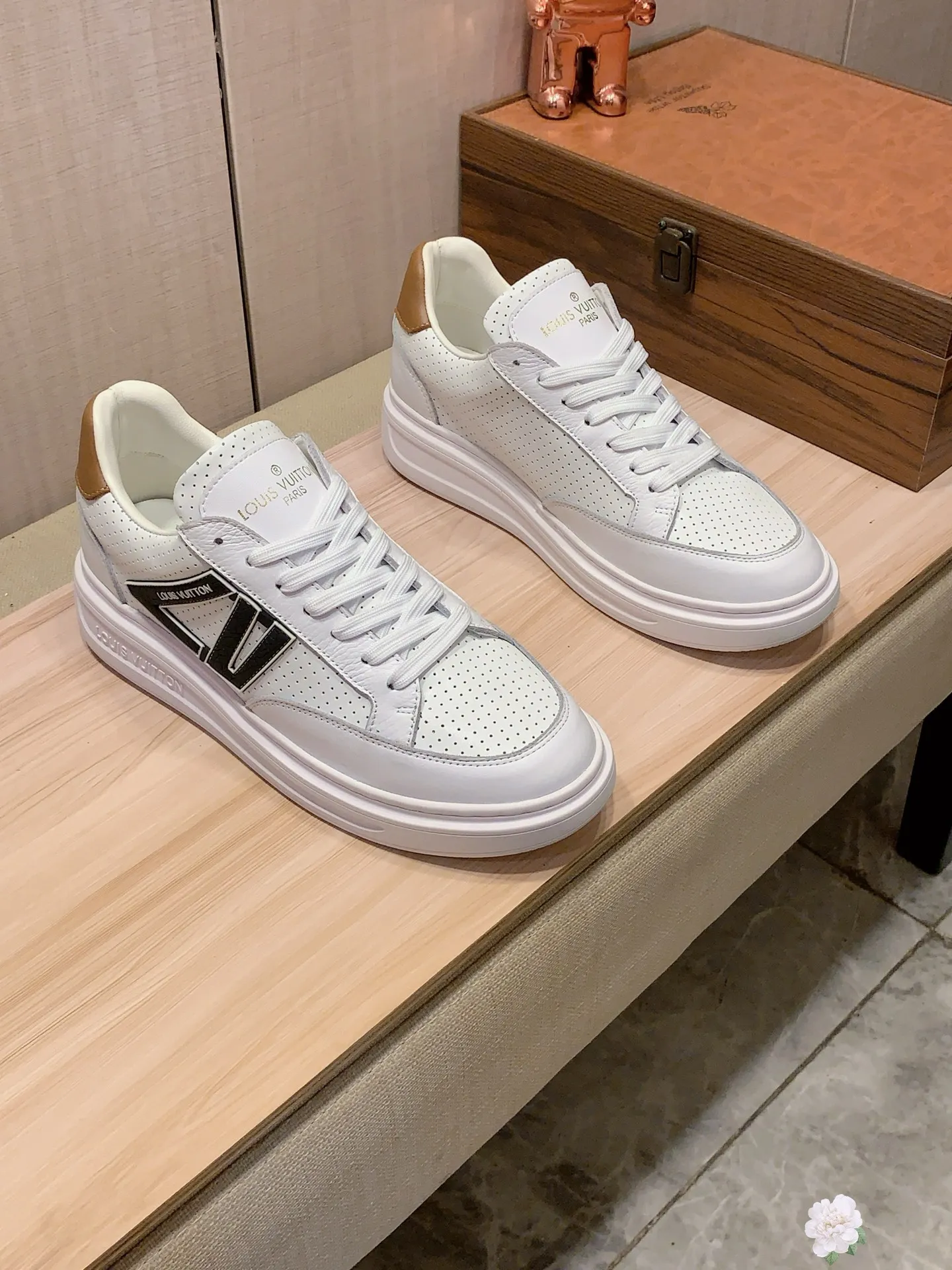 Men's Men's Shoes 💰420💰💰🎩🎩[Lightning][Lightning] "Lv*" The latest and most popular casual shoes, top brands [Seduce] Luxury ~ Purchasing Agency, Top ~ Quality. [Strong] The upper is made of imported breathable cowhide with material ➕ breathable sheepskin feet (•) and fine workmanship. Original stylish and stylish soft rubber wear-resistant and non-slip outsole, light and comfortable on the feet, the real thing looks better when taken in real life, 413: code: 38-44, 6️⃣ colors selected